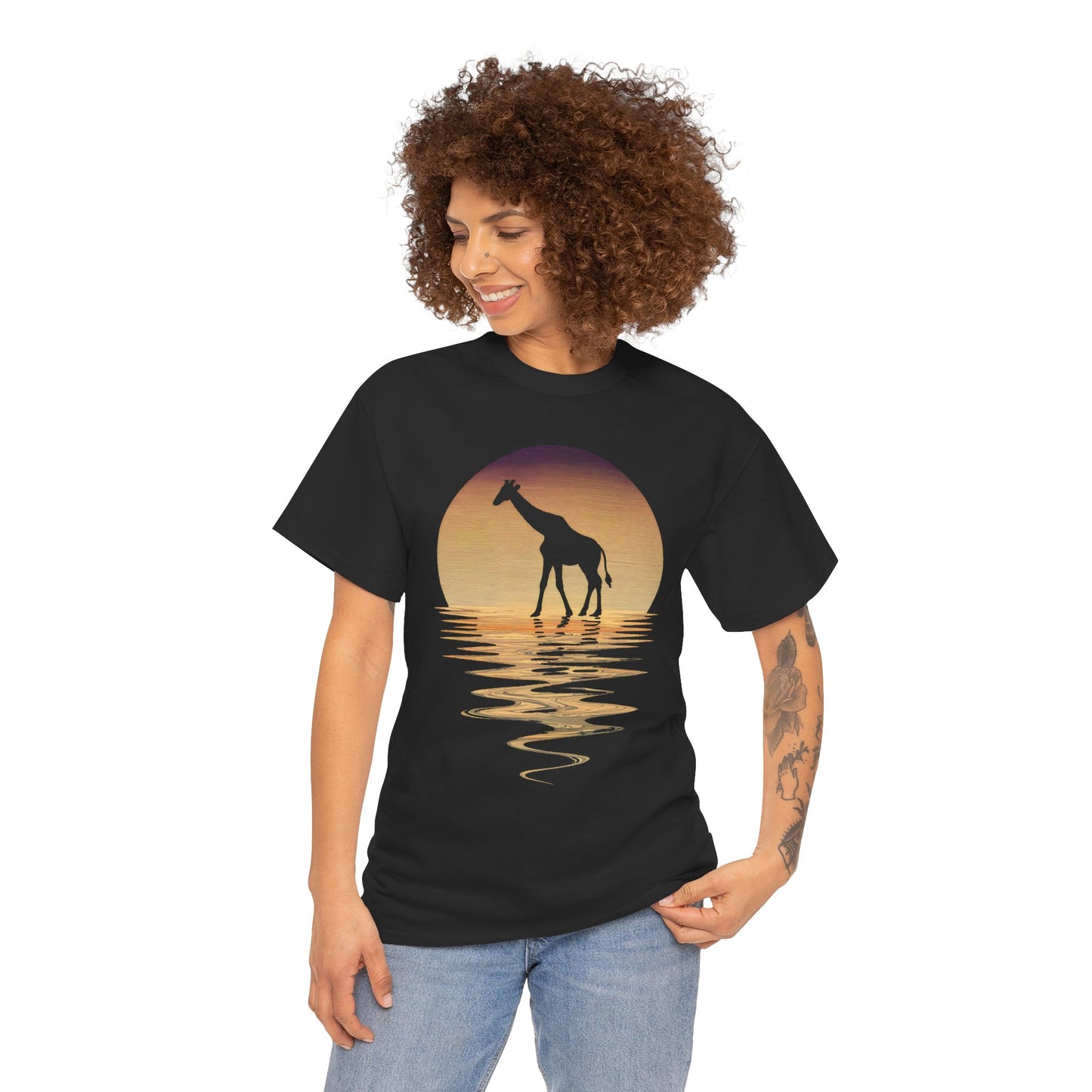 Retro Giraffe T-Shirt – Quirky Graphic Tee for Wildlife & Animals Lovers