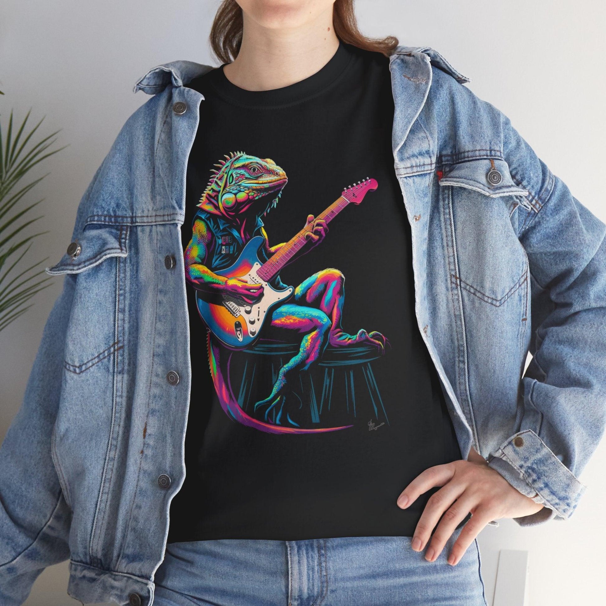 Iguana Playing Guitar T-shirt - Stylfer