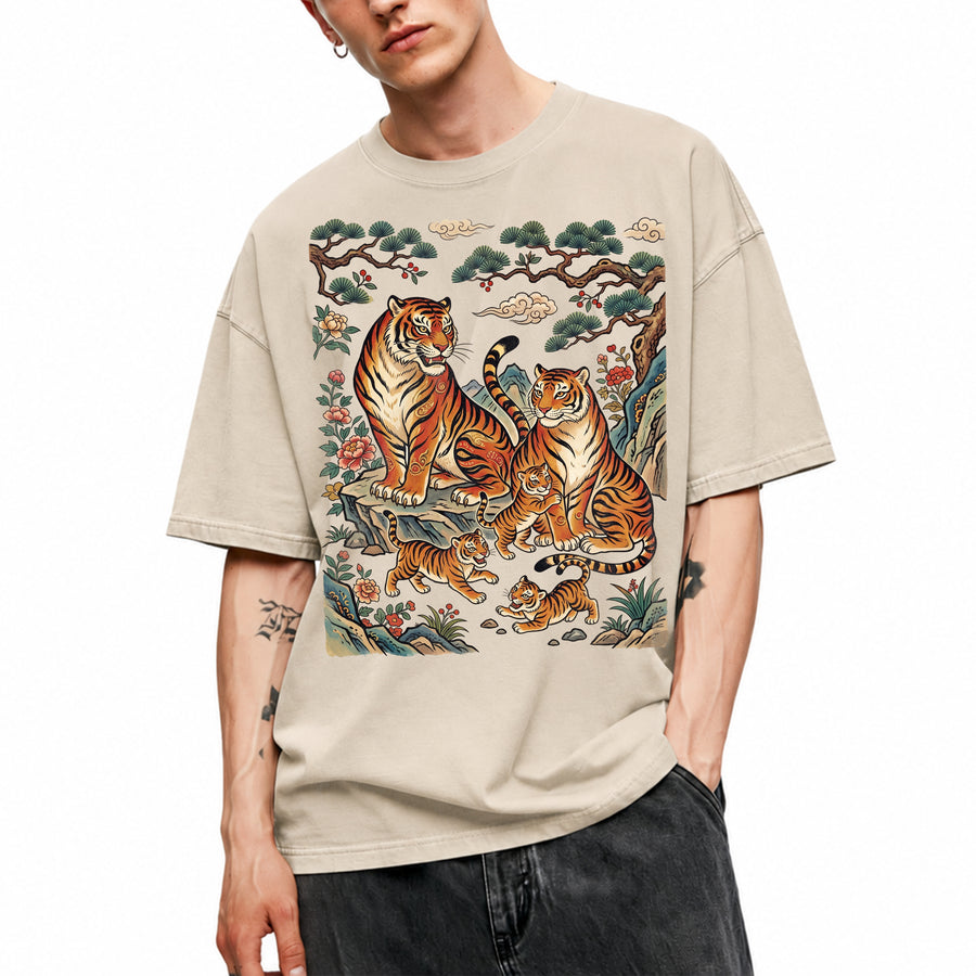 Vintage Tiger Family Forest Nature T-Shirt